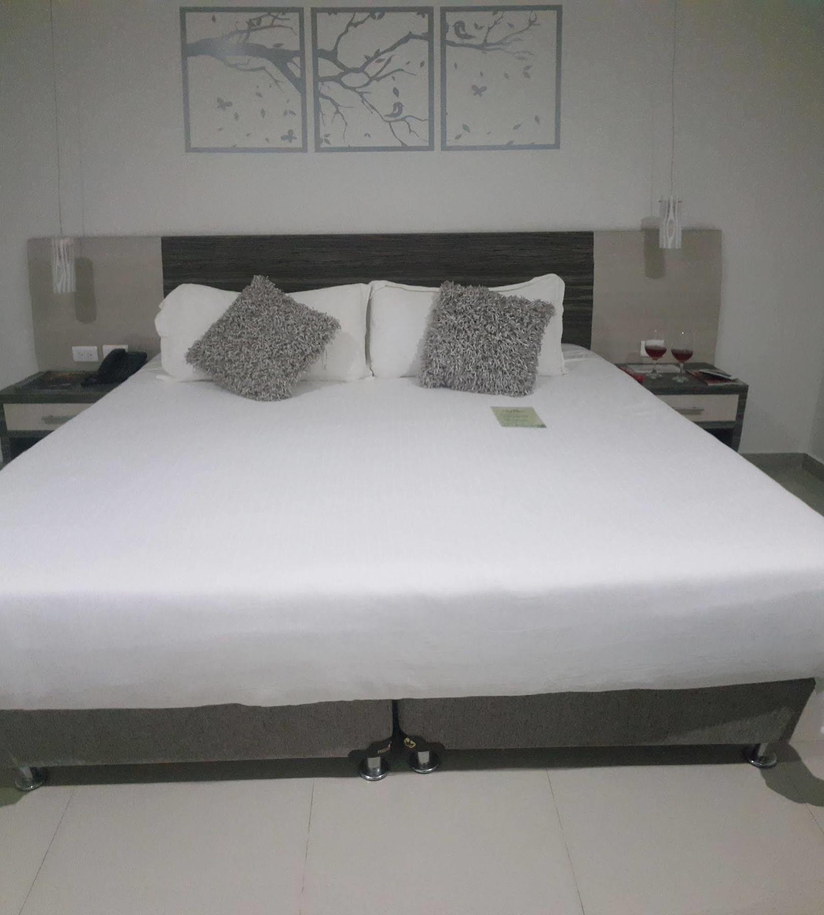 Hotel Oxford Barranquilla Buitenkant foto